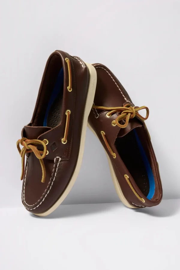 AO 2 Eye Boat Shoe