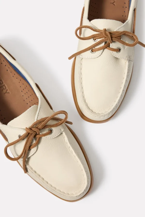 AO 2 Eye Boat Shoe