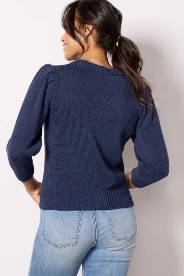 Lacey Pullover