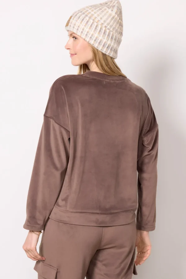 LuxeChic Tucked Sweatshirt