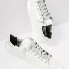 Thea Sneaker